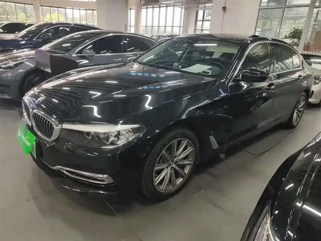 BMW 5 Series 5 Series New Energy 2018 530Le Luxury Package — photo 1