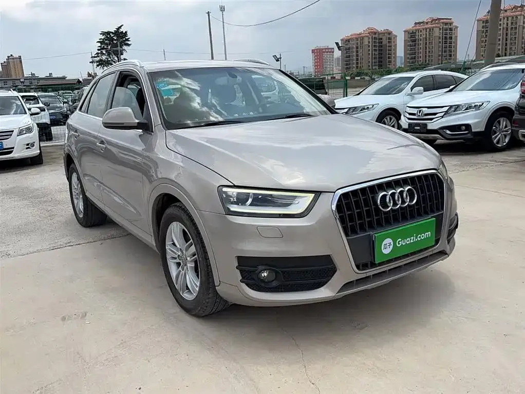 Audi Q3 Q3 2013 35 TFSI quattro Technology Edition — View photo 4