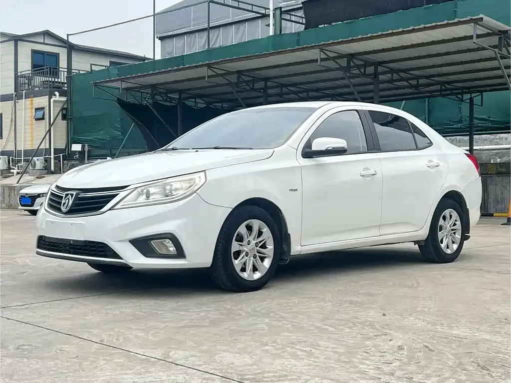 Baojun 630 630 2016 1.5L Automatic Comfort Edition — photo 1