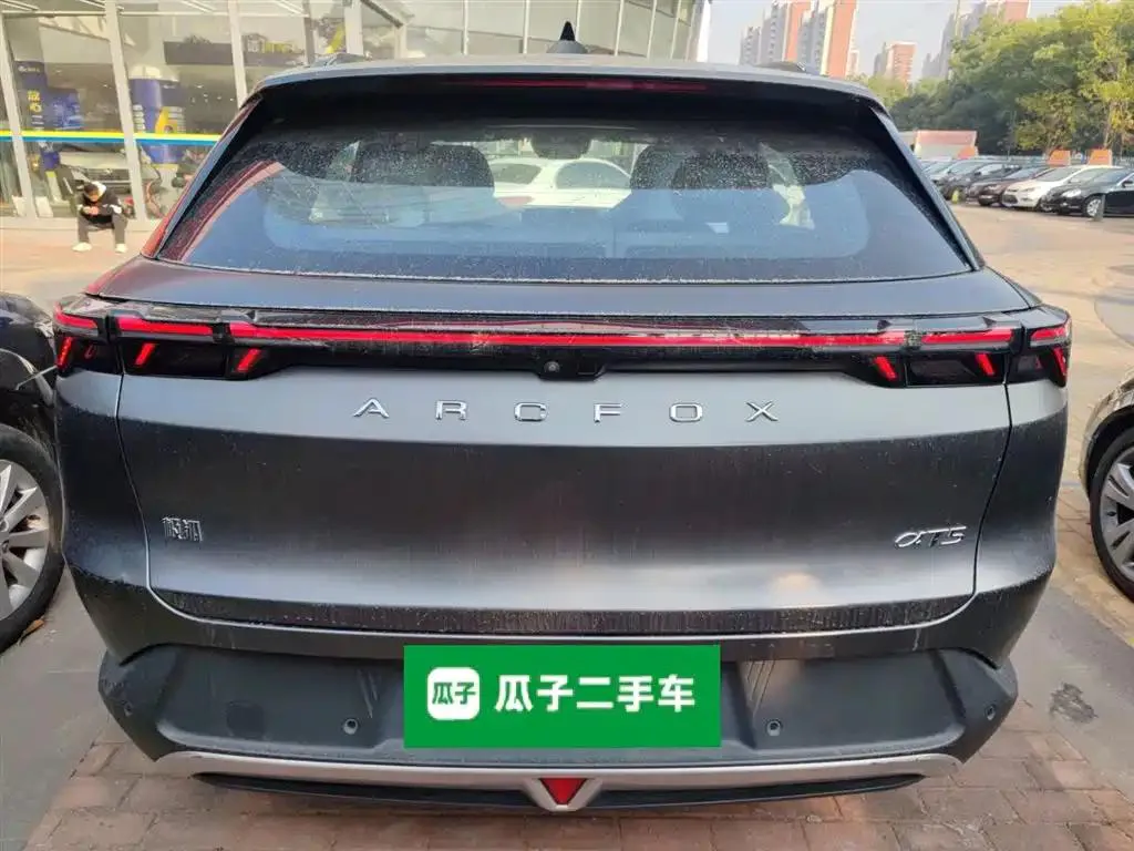 Arcfox ARCFOX αT5 Jihu Alphard T5 2024 660 MAX — View photo 6