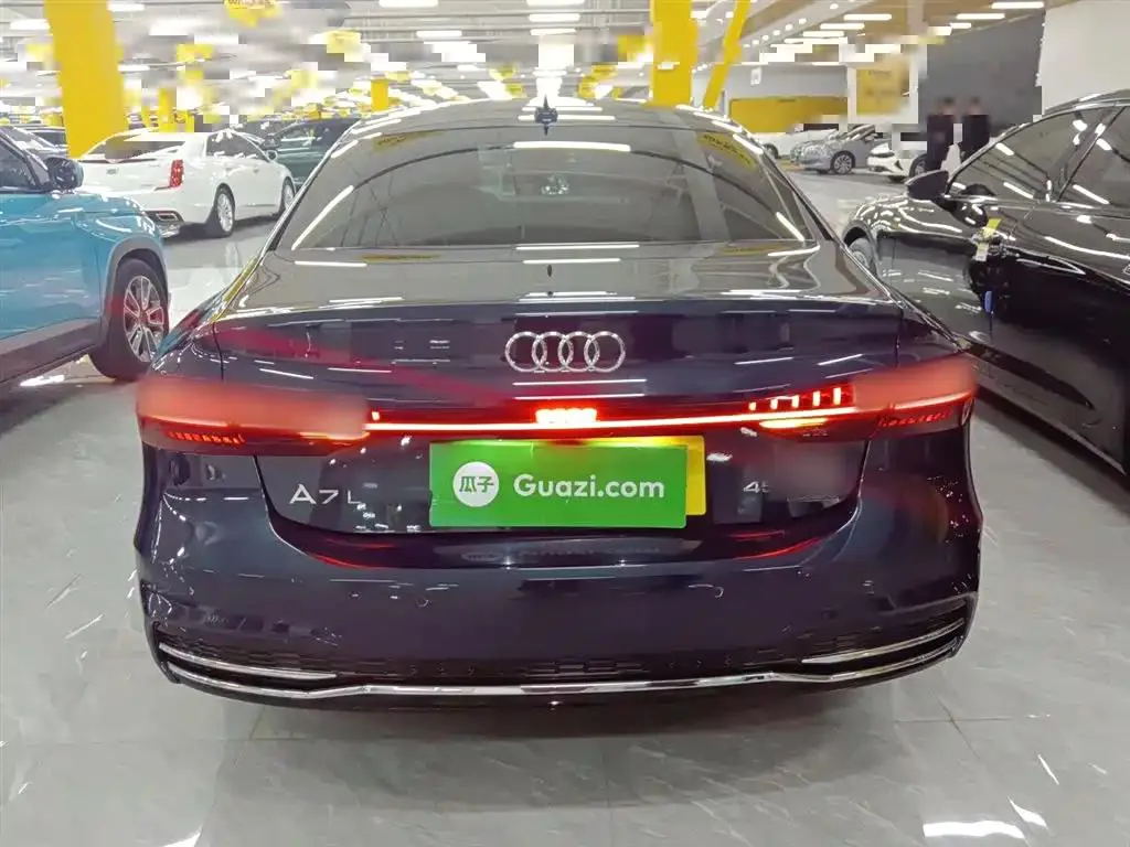 Audi A7L A7L 2022 55 TFSI quattro S-line Zhiyuan Type Flow Crystal Set — View photo 6