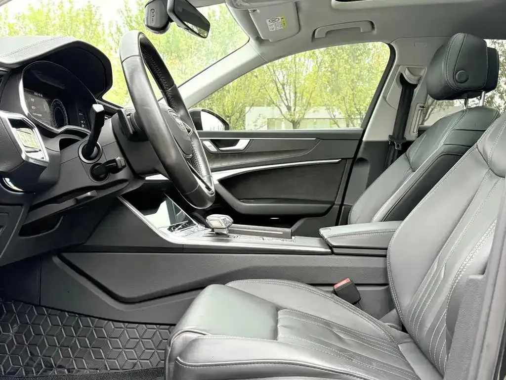Audi A6L A6L 2019 45 TFSI quattro Premium Elegance Edition — عرض الصورة 4