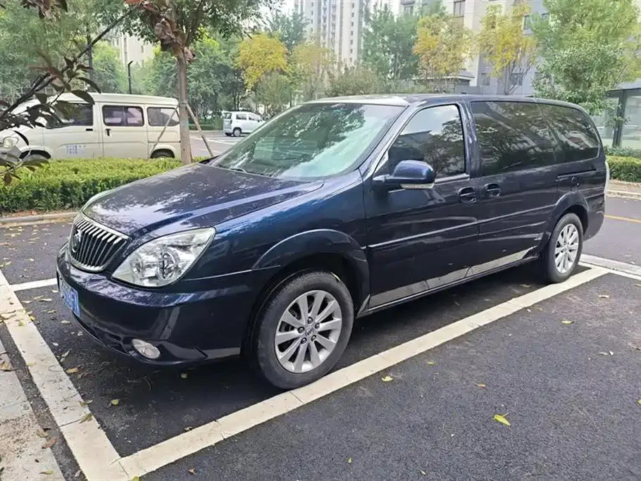 Buick GL8 GL8 2013 2.4L Classic Edition — photo 1