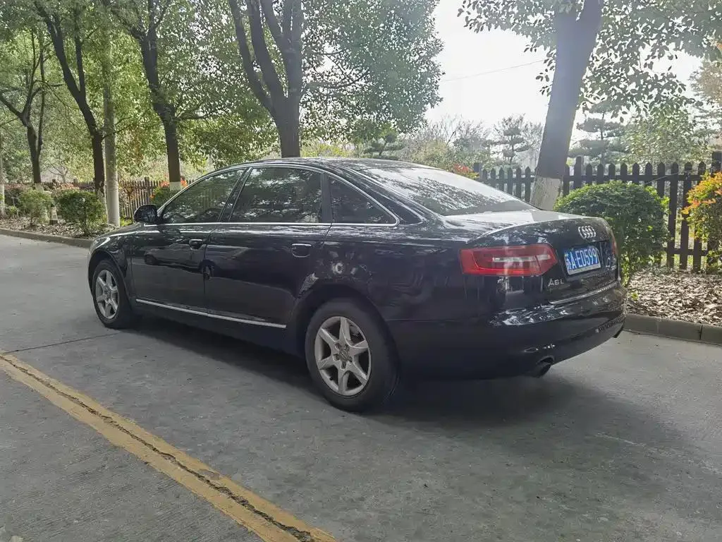 Audi A6L A6L 2011 2.0 TFSI Automatic Standard Model — Voir la photo 3
