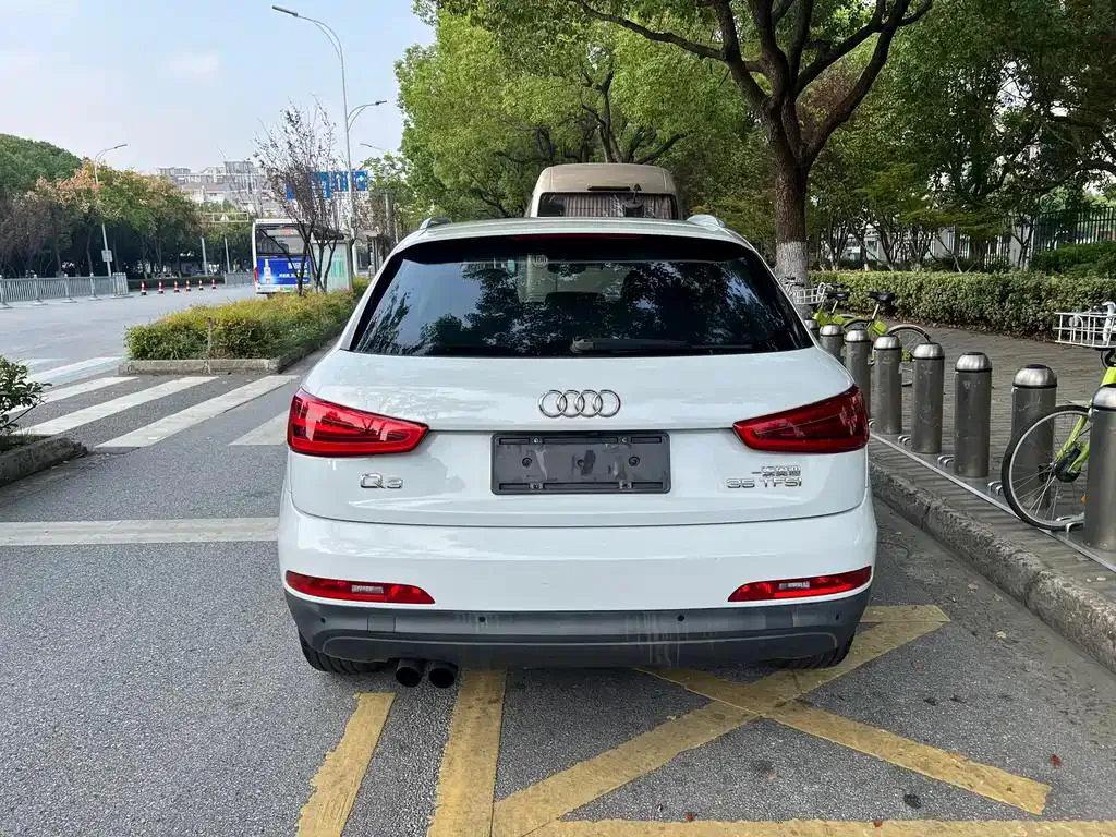 Audi Q3 Q3 2015 35 TFSI Progressive Edition — View photo 6