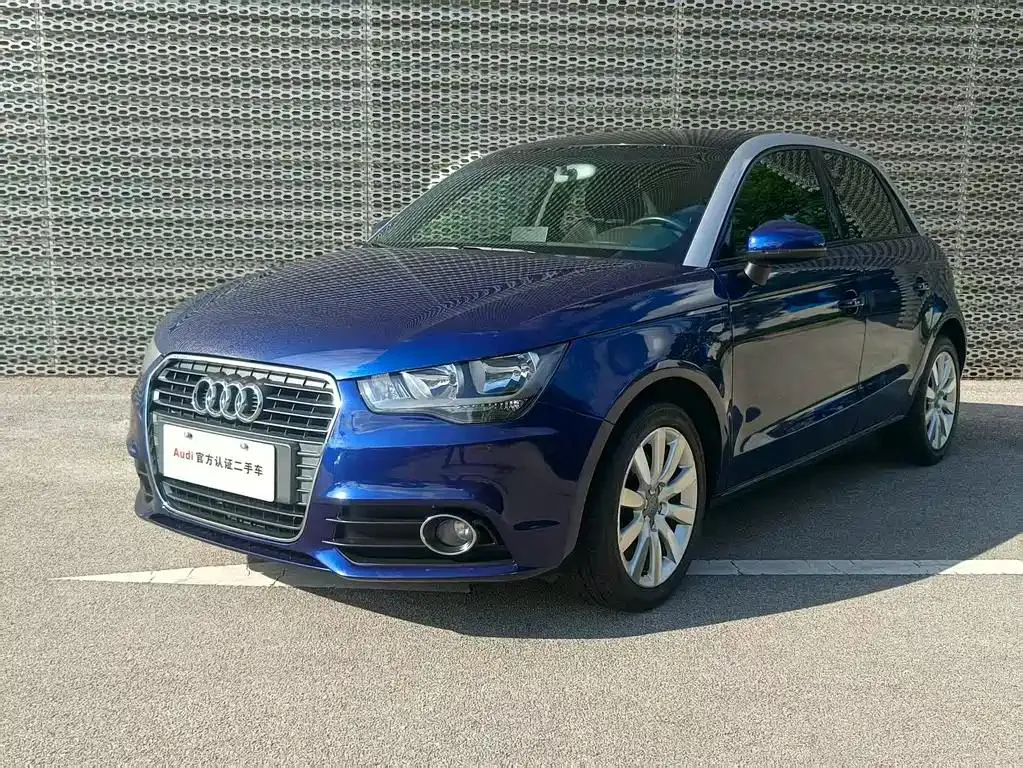 Audi Audi A1 — Blue