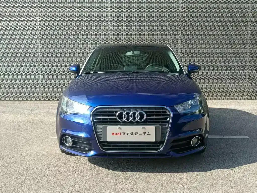 Audi A1 A1 2013 30 TFSI Sportback Urban — View photo 2