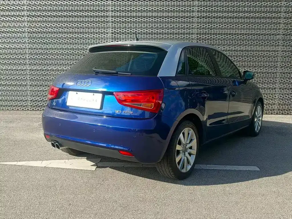 Audi A1 A1 2013 30 TFSI Sportback Urban — View photo 4