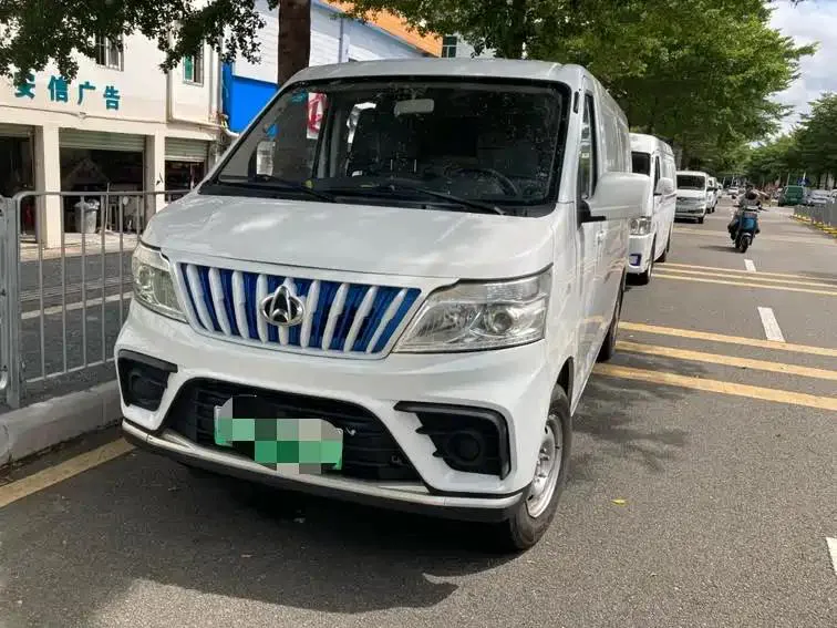 Changan Kaicene Changan Ruixing EM80 2022 model flat top hatchback 2 seats 60kW 41.86kWh — photo 1