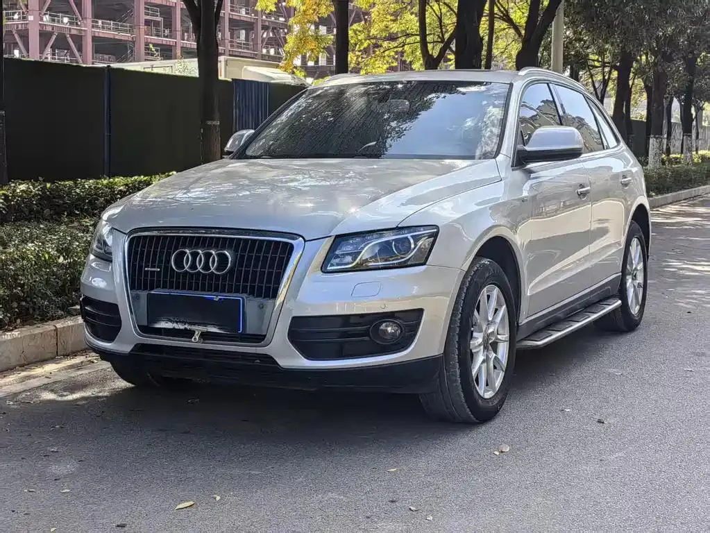 Audi Q5 Q5 2011 2.0TFSI Luxury — photo 1