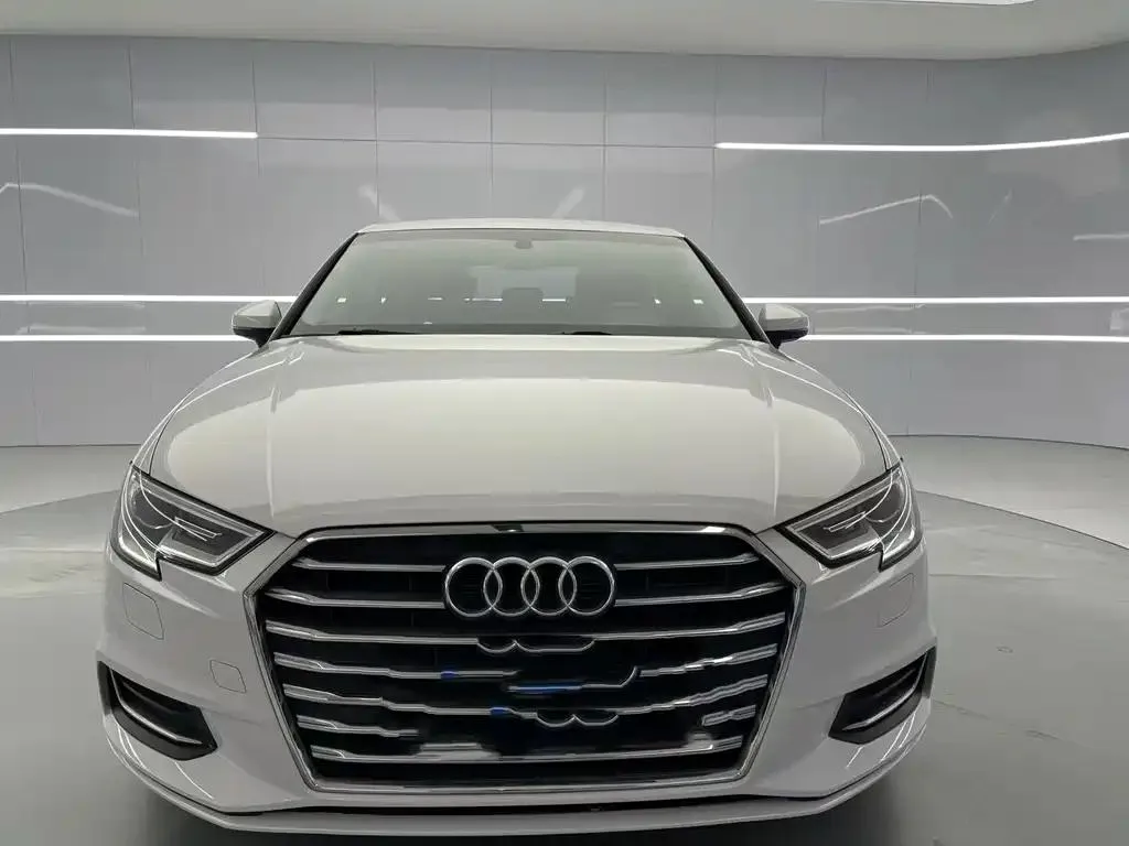 Audi A3 A3 2020 Limousine 35 TFSI Progressive National V — photo 1