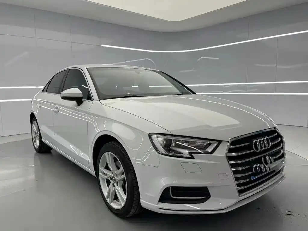 Audi A3 A3 2020 Limousine 35 TFSI Progressive National V — عرض الصورة 2