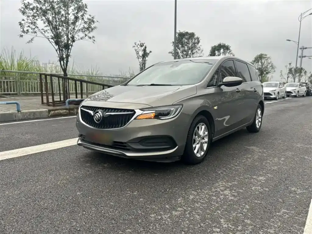 Buick GL6 GL6 2018 18T 6-seat luxury model — photo 1