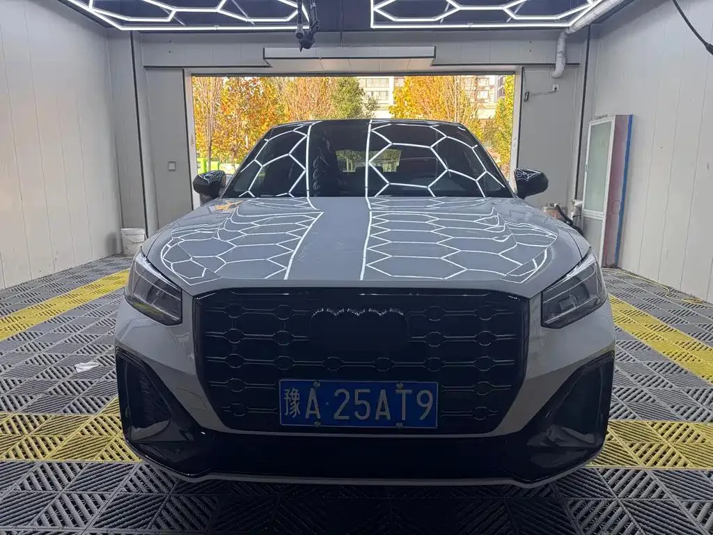 Audi Q2L Q2L 2022 35 TFSI Fashion Dynamic Edition — Voir la photo 2