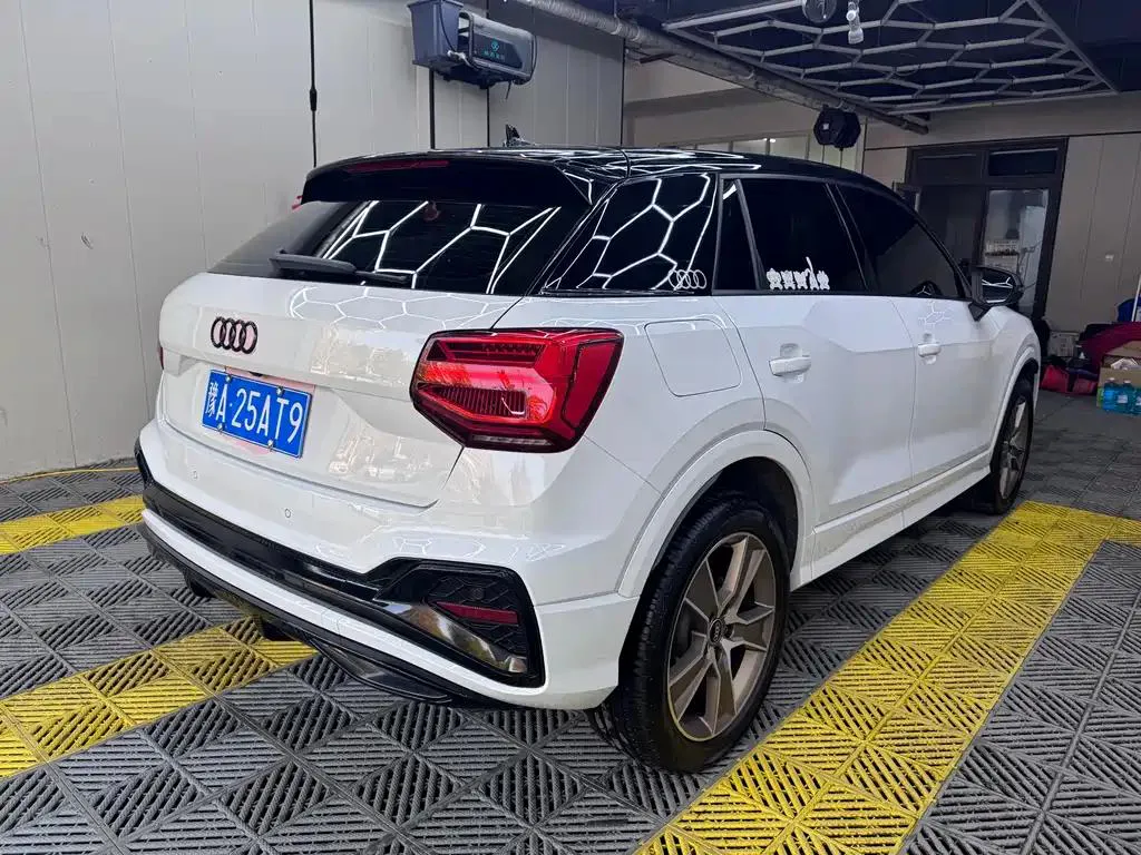 Audi Q2L Q2L 2022 35 TFSI Fashion Dynamic Edition — Voir la photo 4