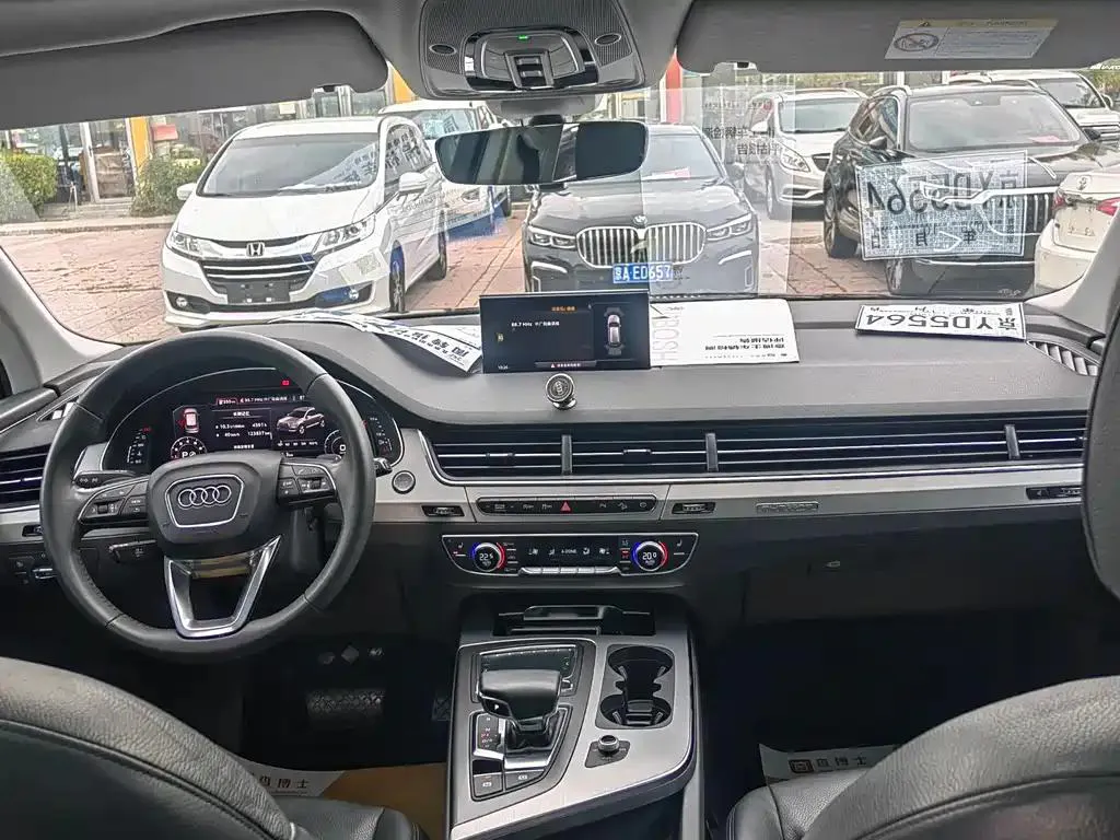 Audi Q7 Q7 2018 40 TFSI S line sports model — View photo 3