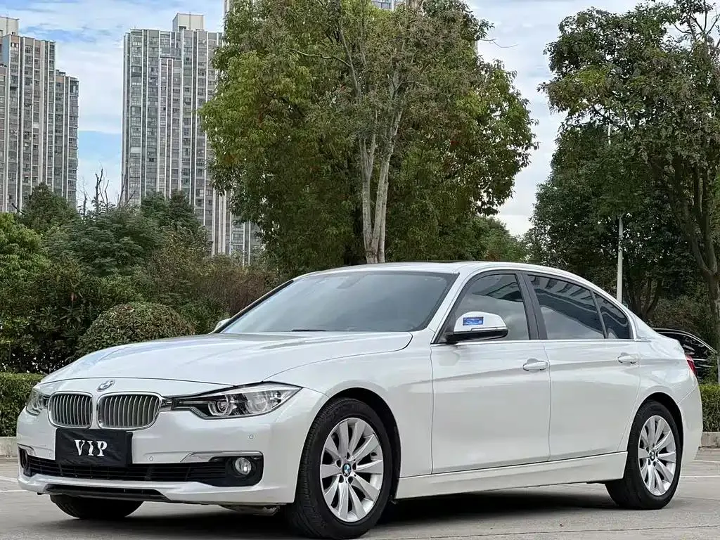 BMW 3 Series 3 Series 2017 318Li Fashion Edition — photo 1