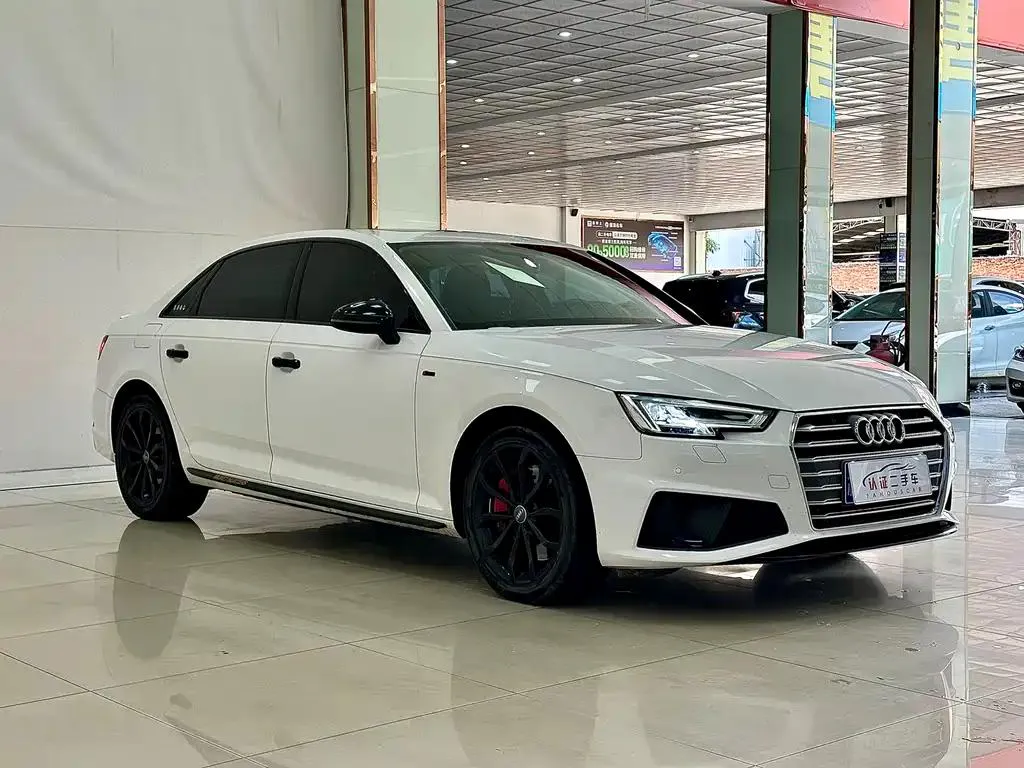 Audi A4L A4L 2019 45 TFSI quattro Personality Sports Edition National VI — Ver foto 3