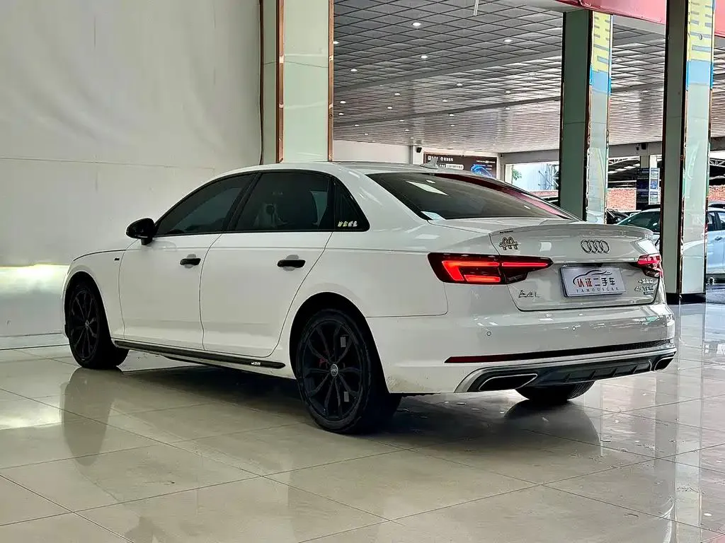 Audi A4L A4L 2019 45 TFSI quattro Personality Sports Edition National VI — Ver foto 6