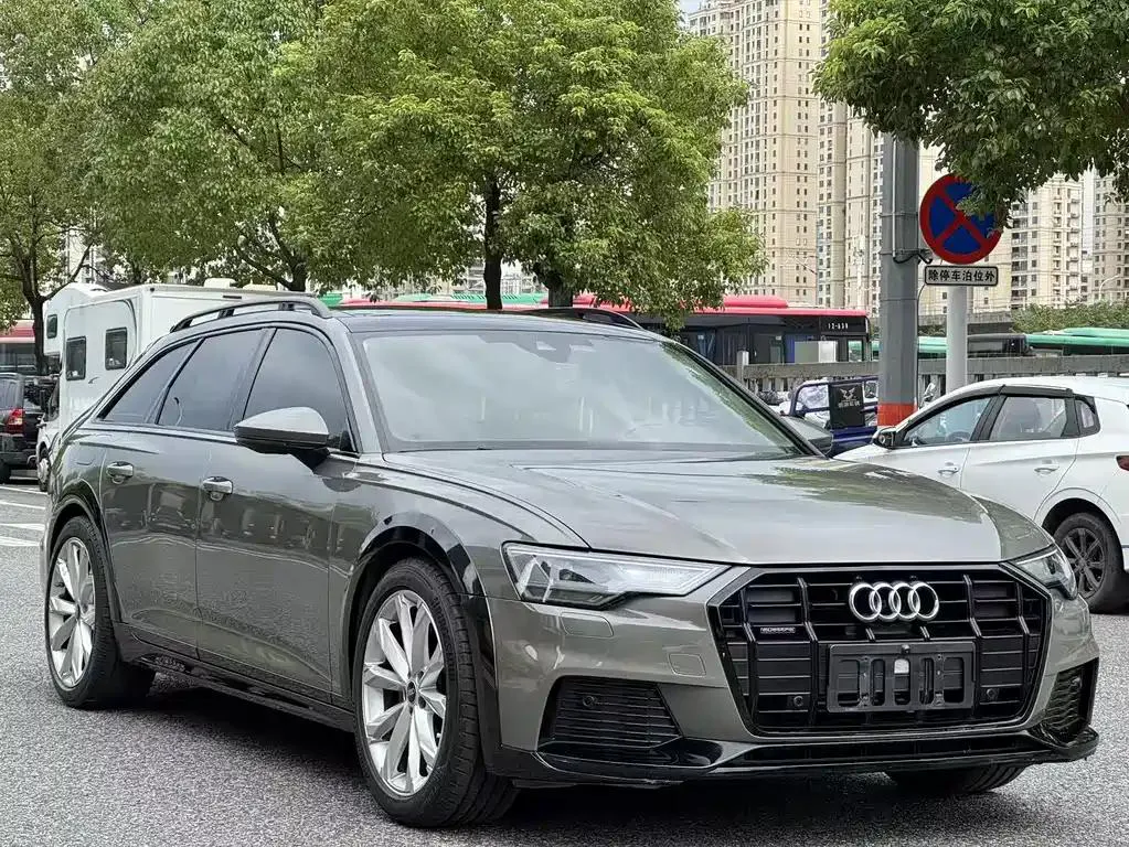 Audi A6 A6 (Imported) 2023 allroad quattro 55 TFSI Explorer Edition — View photo 3