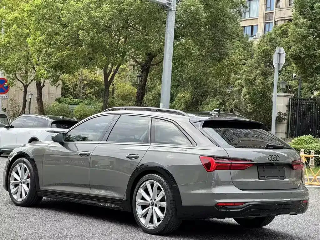 Audi A6 A6 (Imported) 2023 allroad quattro 55 TFSI Explorer Edition — View photo 6
