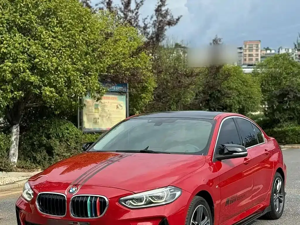 BMW 1 Series 1 Series 2021 120i M Sport Edition — photo 1