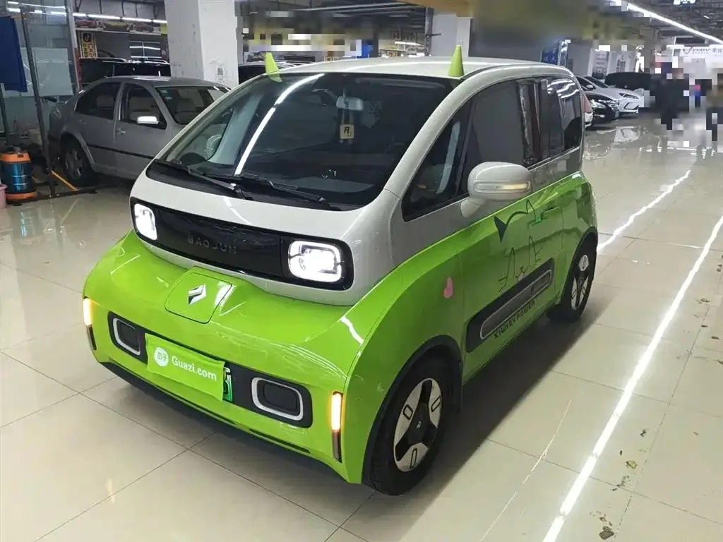 Baojun Baojun KiWi EV — أخضر