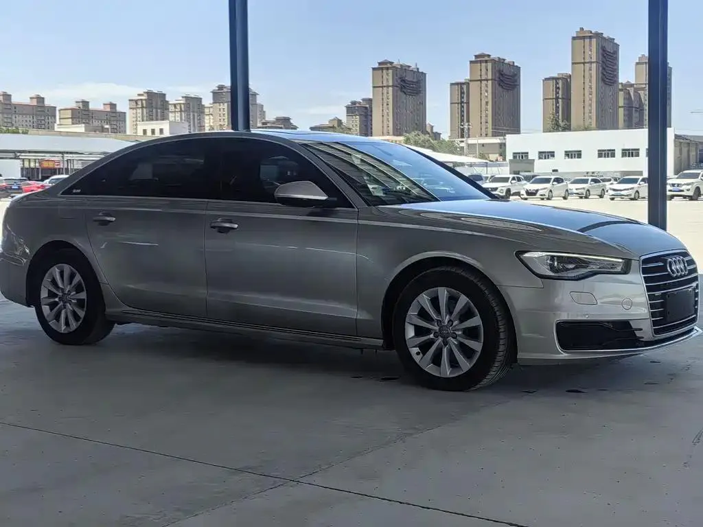 Audi A6L A6L 2016 TFSI Technology Edition — Смотреть фото 3
