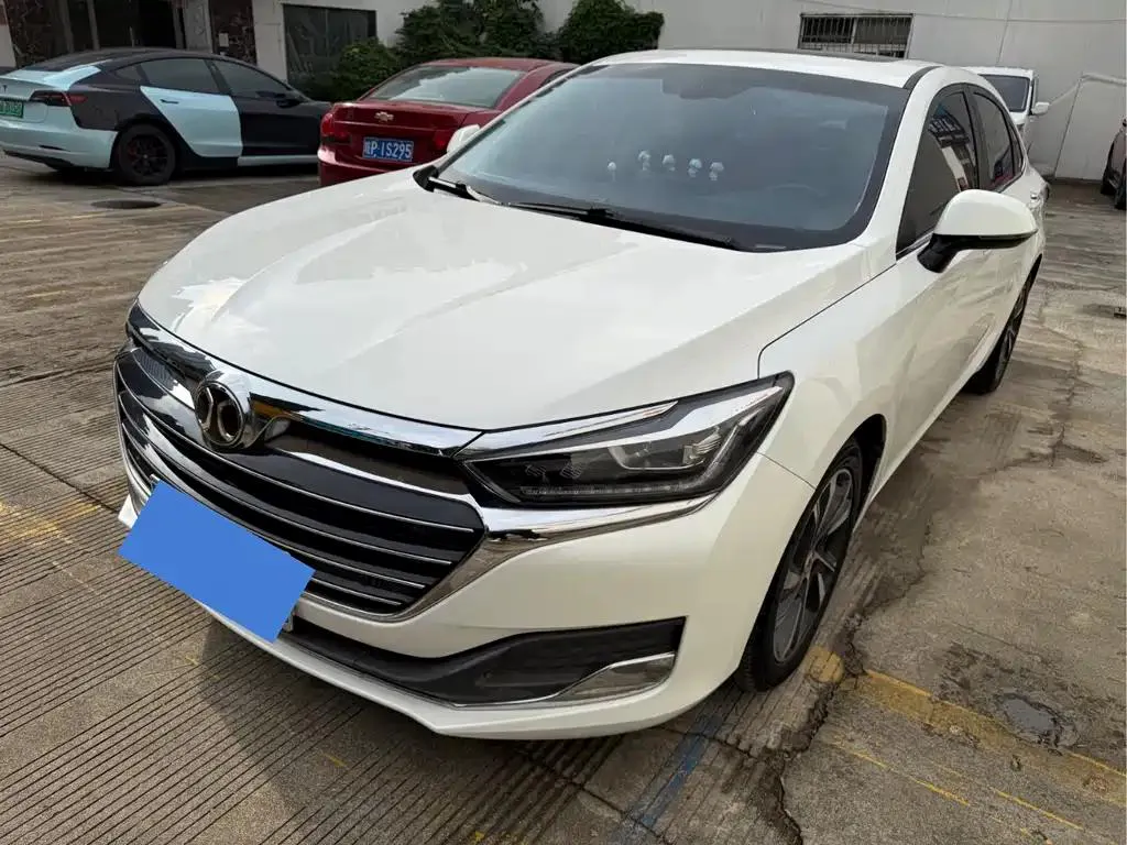 BAIC Motor BAIC Beijing U7 2019 1.5T CVT New Smart Edition National VI — photo 1