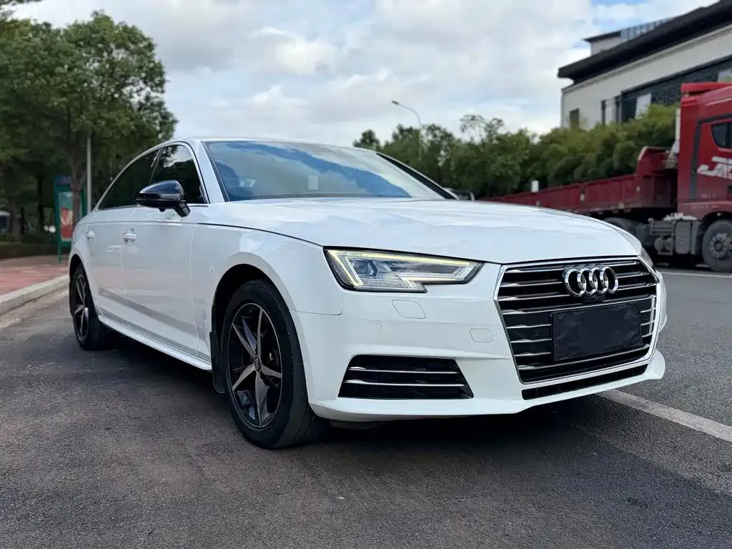 Audi A4L A4L 2017 Plus 40 TFSI Fashion Edition — View photo 3