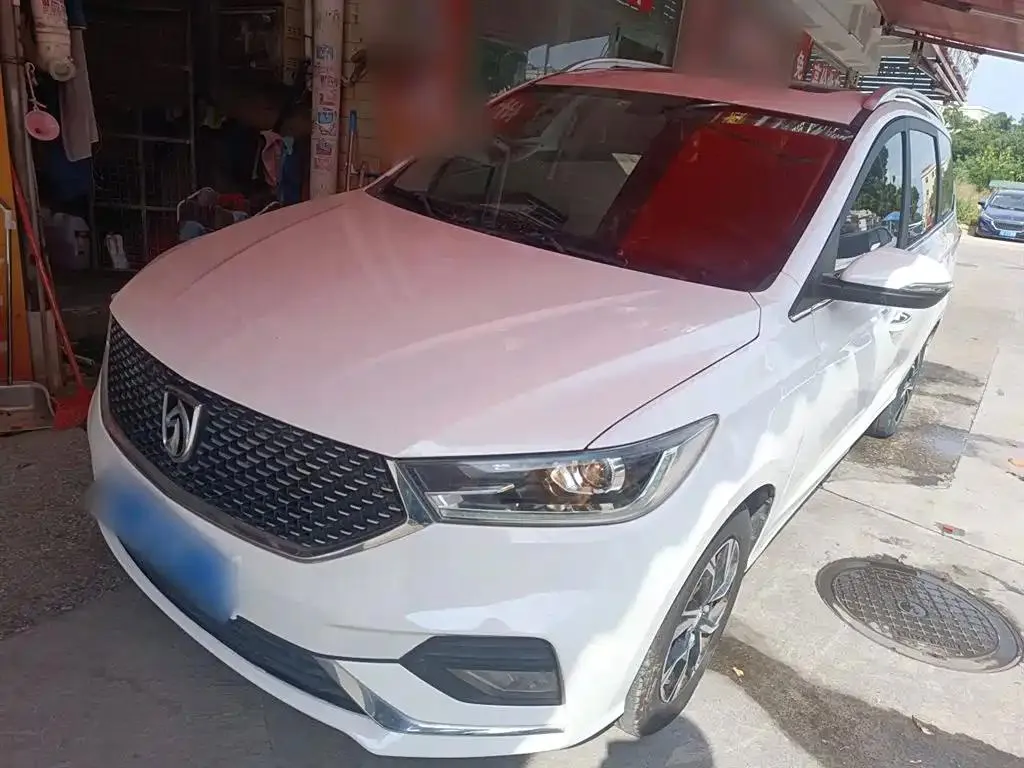 Baojun Baojun 360 — White