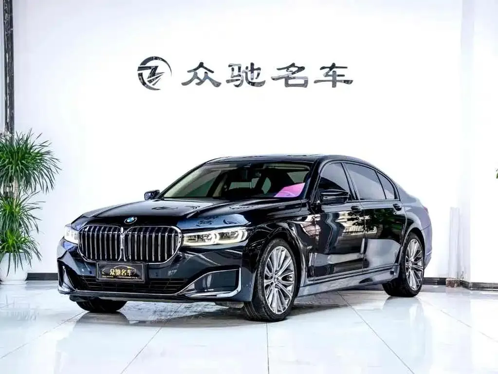 BMW 7 Series 7 Series 2019 730Li Luxury Package — photo 1