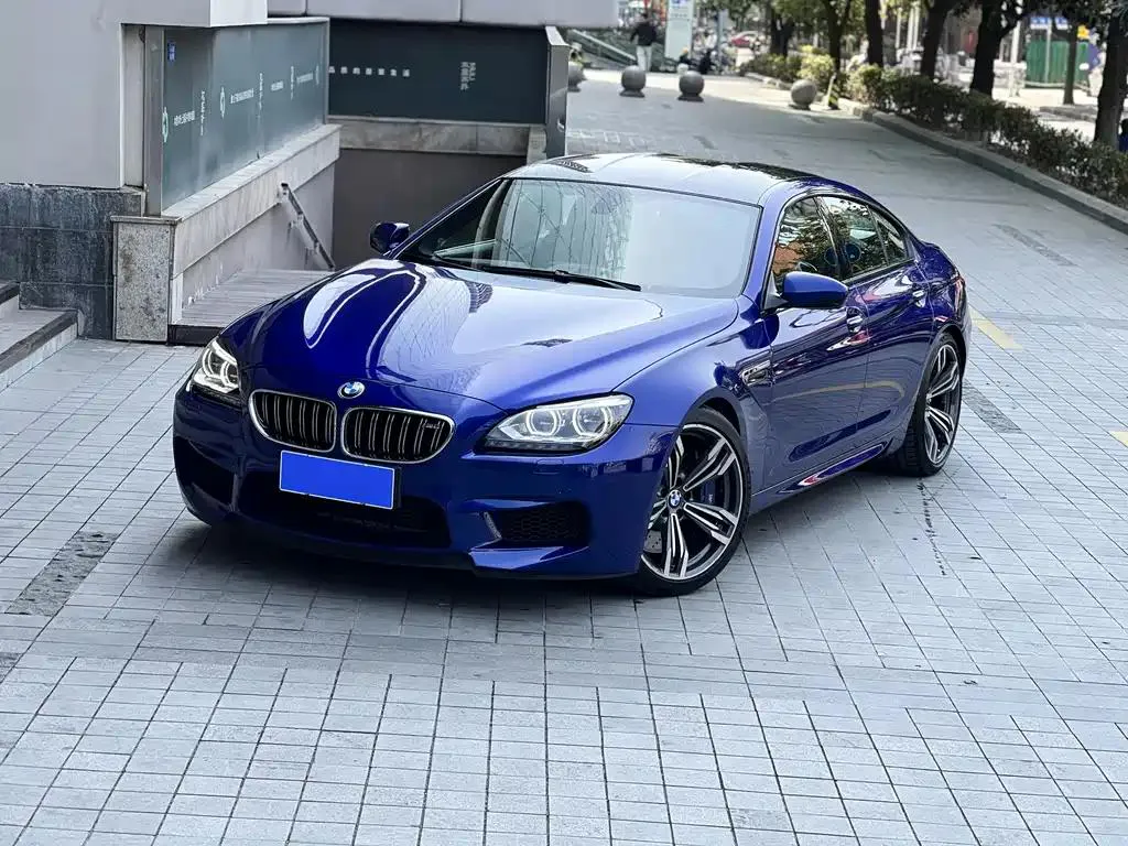 BMW BMW M6 — Bleu
