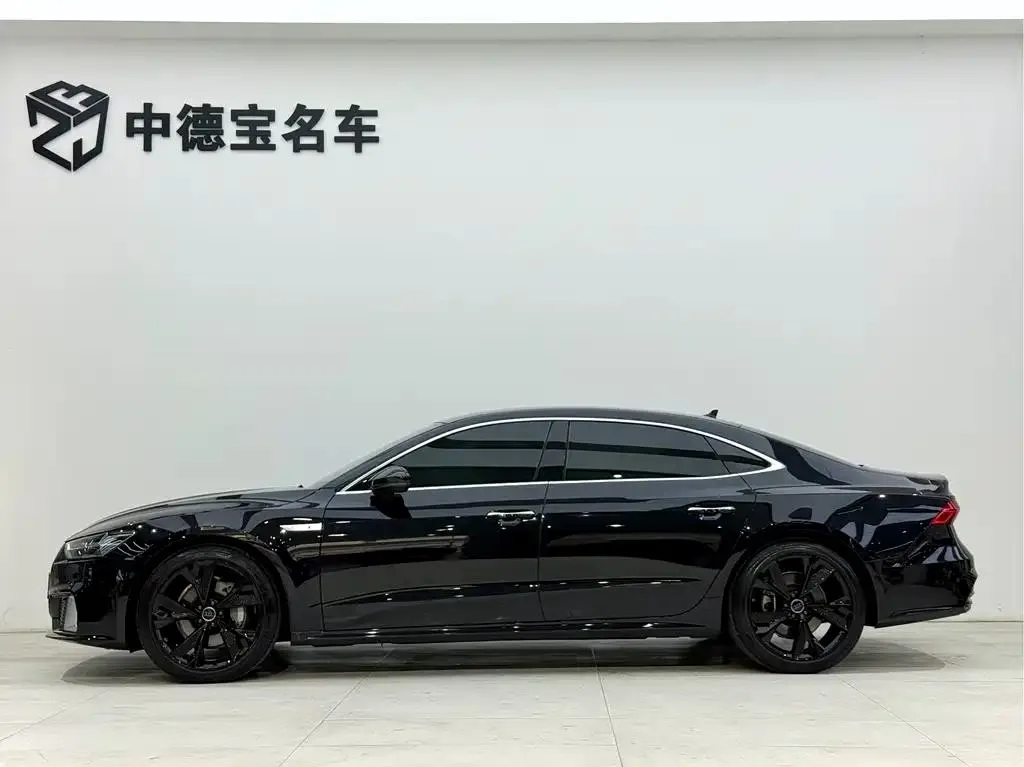 Audi A7L A7L 2024 45 TFSI quattro Luxury Edition — View photo 3