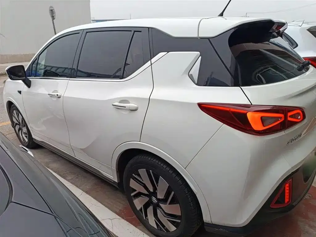 Aion Trumpchi GE3 Trumpchi GE3 2018 530 Smart Edition — Ver foto 5