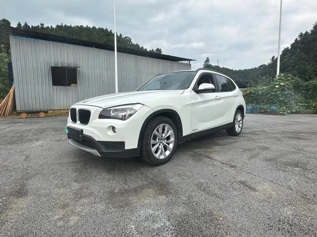 BMW X1 X1 2013 sDrive18i Fashion — photo 1