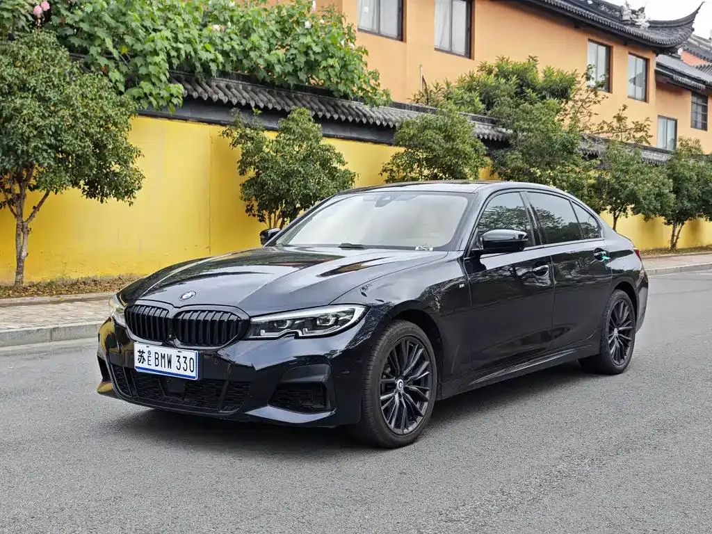 BMW 3 Series 3 Series 2020 330Li xDrive M Sport Night Edition — photo 1