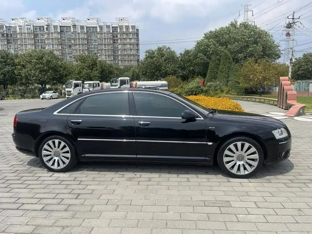 Audi A8 A8 2006 A8L 6.0 W12 quattro flagship model — Voir la photo 4