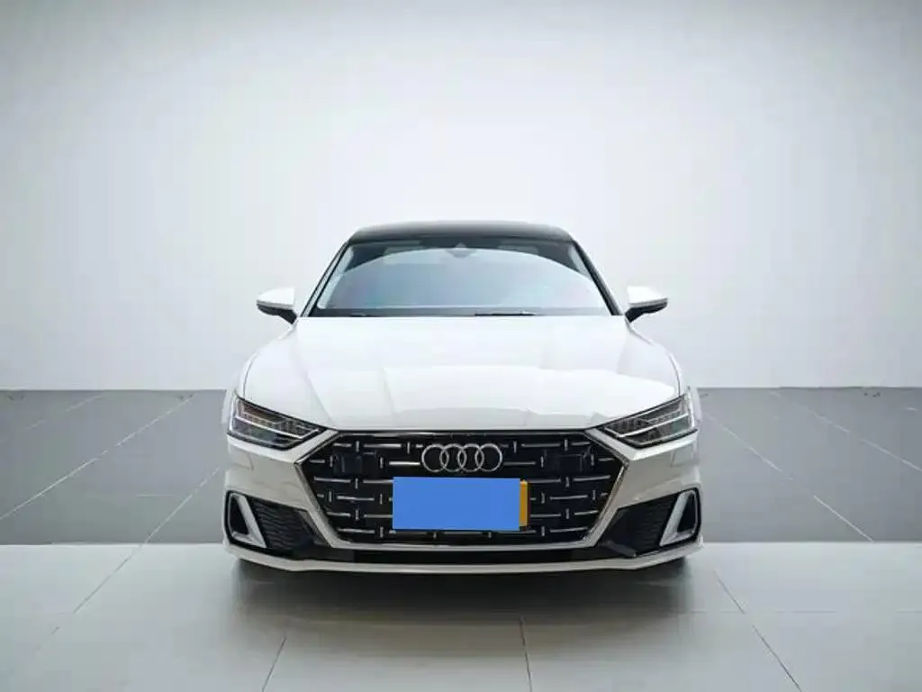 Audi A7L A7L 2022 45 TFSI S-line Dream Flow Crystal Set — عرض الصورة 2