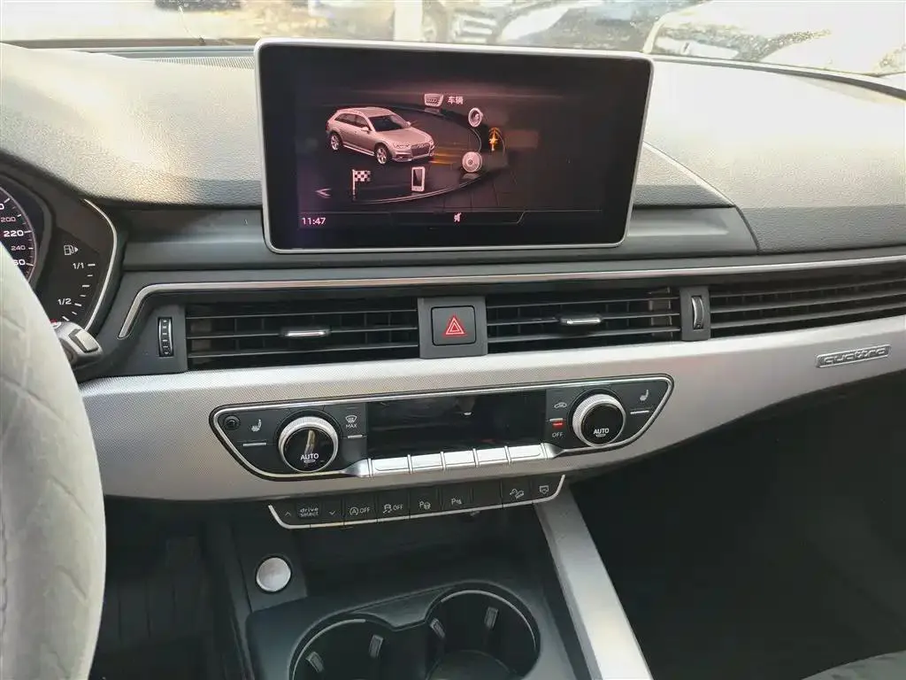 Audi A4 A4 (Imported) 2019 45 TFSI allroad quattro sports — Ver foto 6