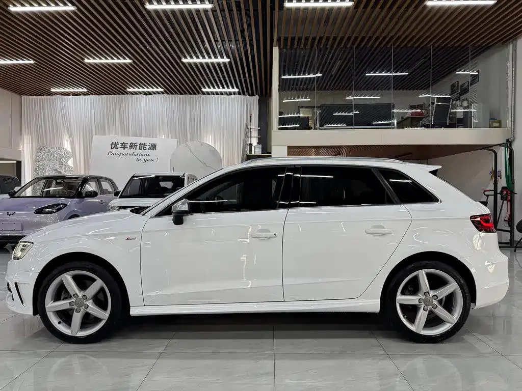 Audi A3 A3 (Imported) 2014 Sportback 40 TFSI S line Comfort — View photo 3