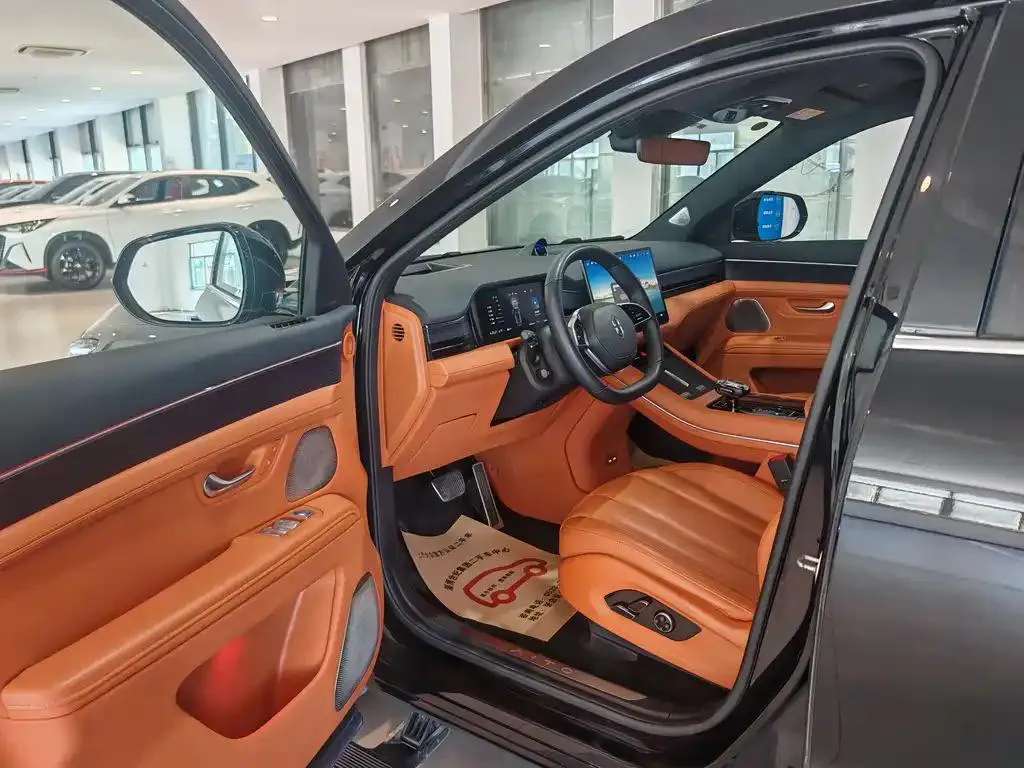 AITO M7 Wenjie M7 2024 1.5T Intelligent Driving 4WD Max Edition 5 Seaters — View photo 6