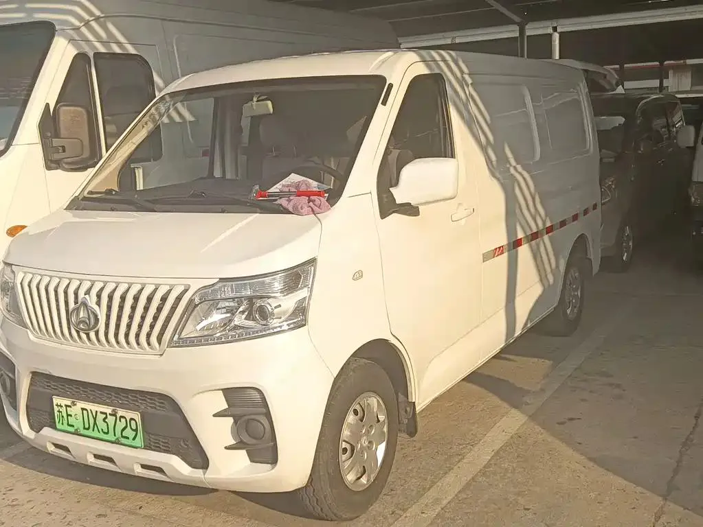 Changan Kaicene Changan Ruixing EM60 2021 pure electric van transporter 60kW — photo 1