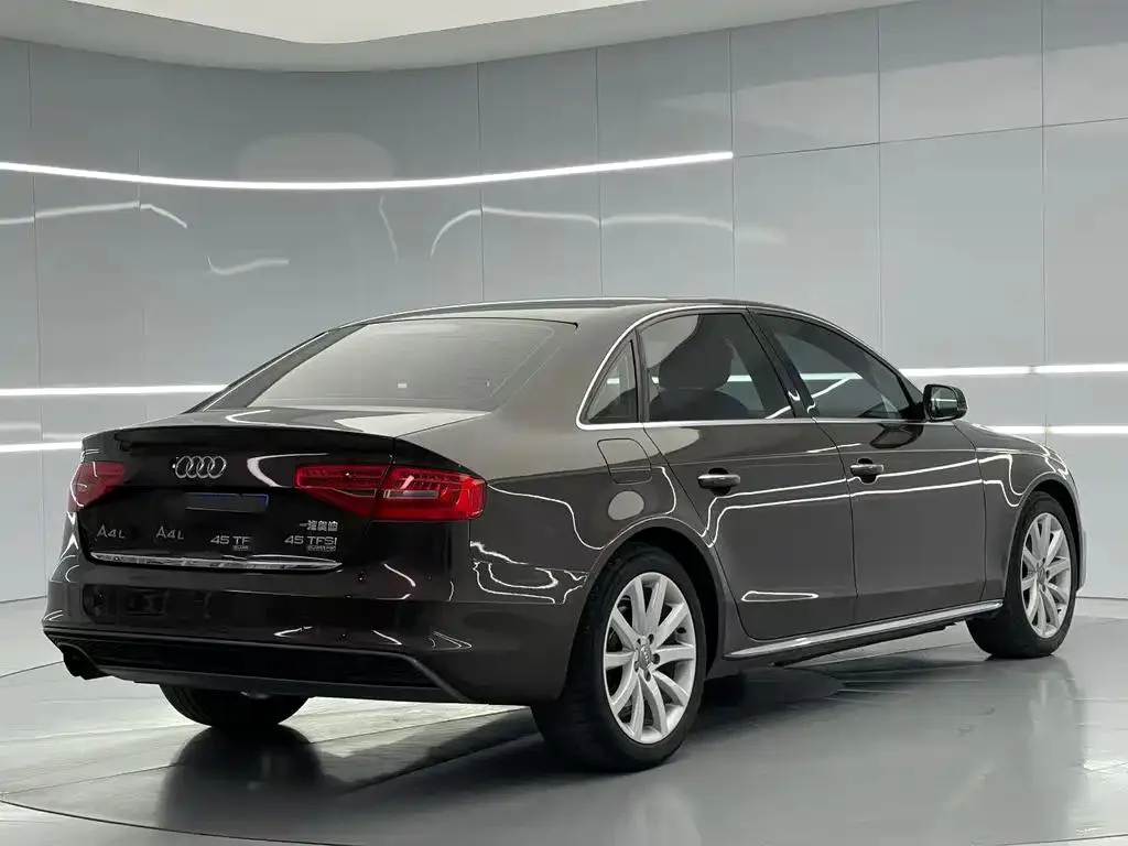Audi A4L A4L 2016 45 TFSI Collector's Edition quattro Personality Sports — View photo 5