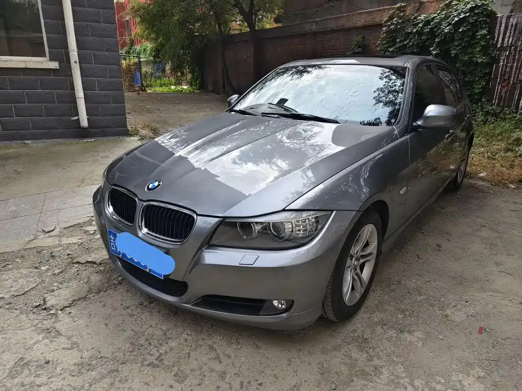 BMW 3 Series 3 Series (Imported) 2010 320i Luxury — photo 1