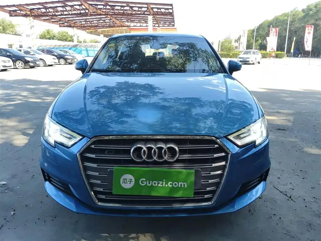 Audi A3 A3 2017 Sportback 35 TFSI Progressive Edition — Voir la photo 3