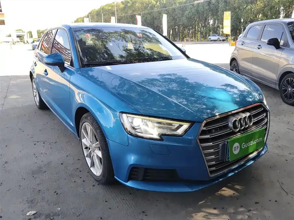 Audi A3 A3 2017 Sportback 35 TFSI Progressive Edition — Voir la photo 4