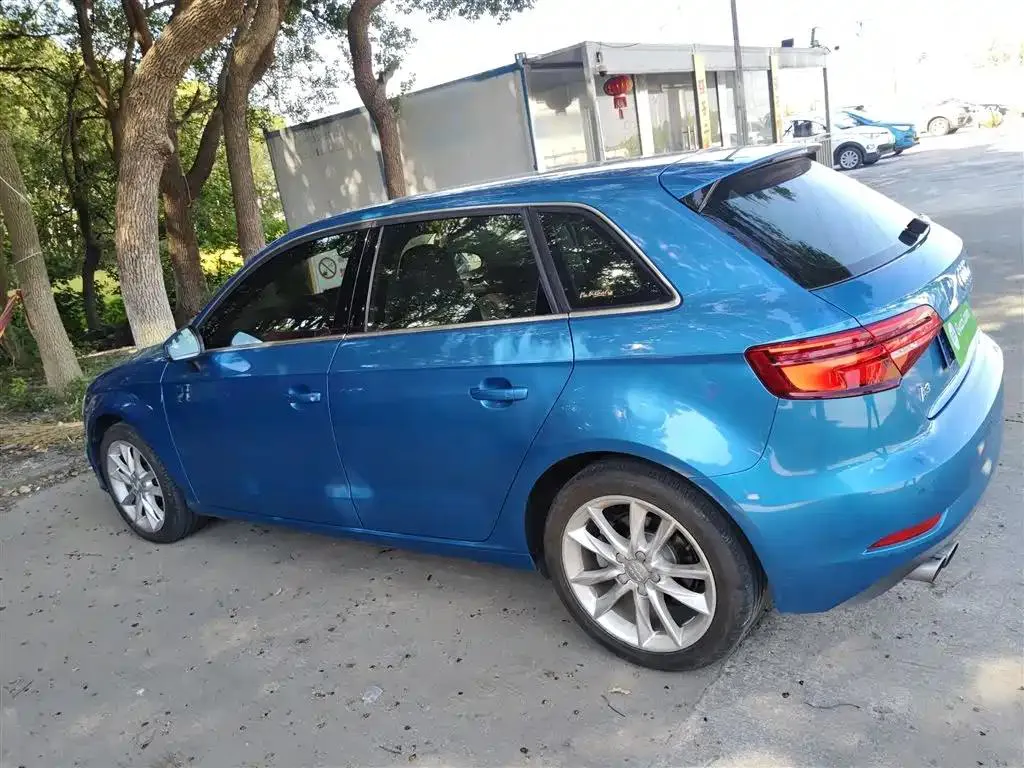 Audi A3 A3 2017 Sportback 35 TFSI Progressive Edition — Voir la photo 5
