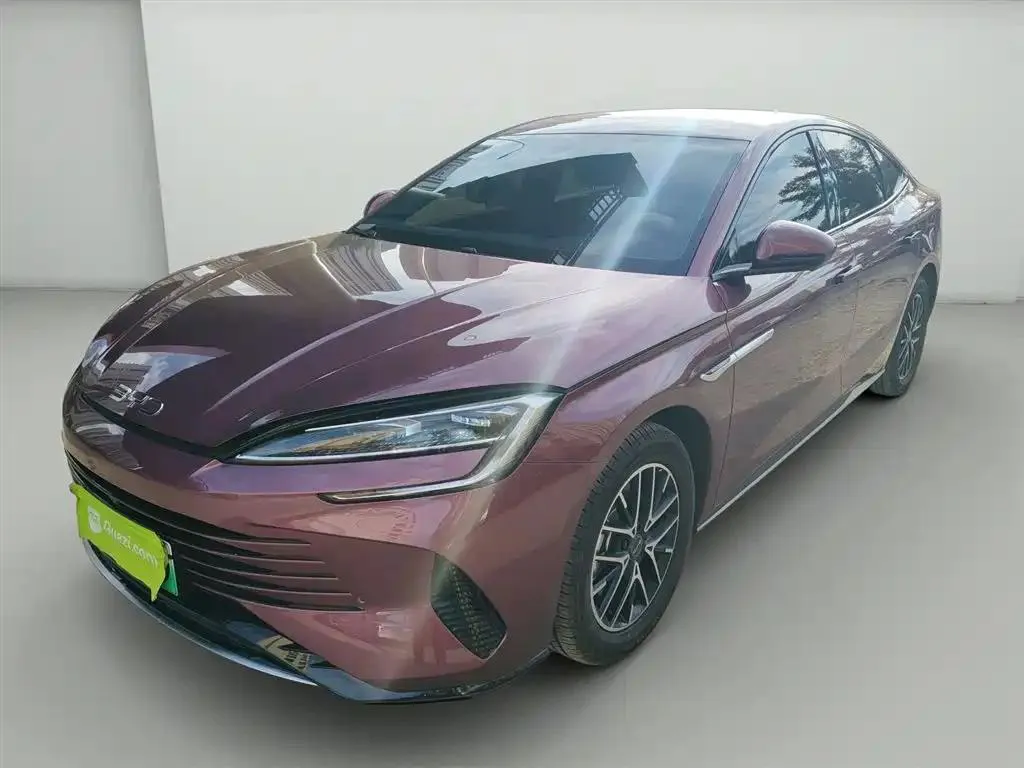 BYD BYD Seal 07 — Red
