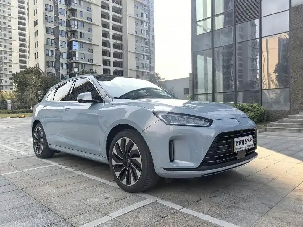 AITO M5 M5 2022 Extended Range 4WD Flagship Edition — View photo 3